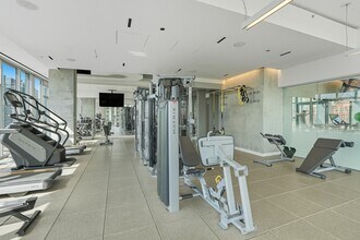 610 W Randolph St in Chicago, IL - Foto de edificio - Building Photo