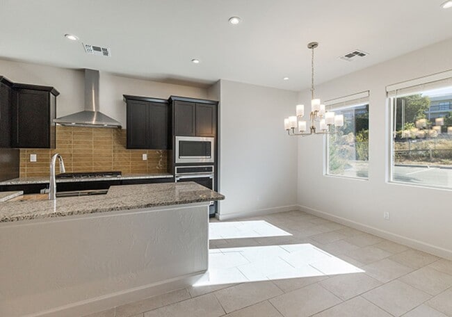 2050 Cll Sombra in Santa Fe, NM - Building Photo - Building Photo