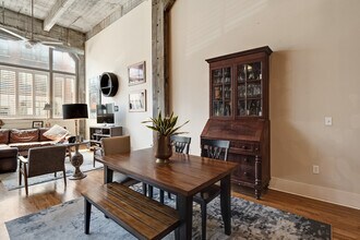 420 S Front St in Memphis, TN - Building Photo - Building Photo
