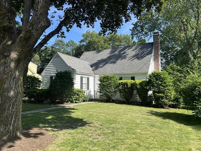 property at 40 Grosvenor Rd