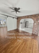 3222 S Elm-Eugene St in Greensboro, NC - Building Photo - Building Photo