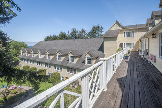 The Dorchester House in Lincoln City, OR - Building Photo - Other