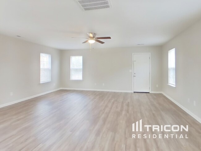 325 Cayman Way in Charlotte, NC - Building Photo - Building Photo