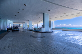 17121 Collins Ave, Unit 1406 in Sunny Isles Beach, FL - Building Photo - Building Photo
