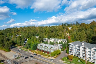1750 Lake Washington Blvd N in Renton, WA - Foto de edificio - Building Photo