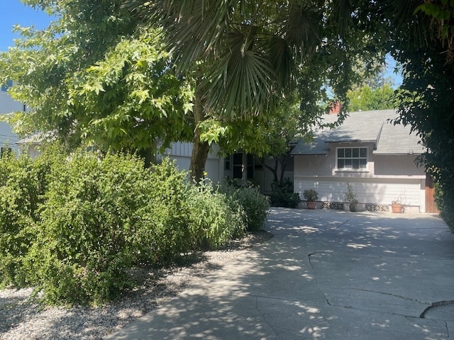 property at 4717 Cedros Ave