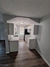 2575 Second St in Ft. Myers, FL - Building Photo - Building Photo