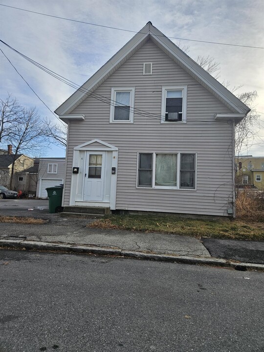 6 Terrace St in Nashua, NH - Building Photo