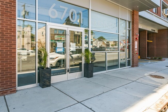 6701 KENNEDY Blvd in North Bergen, NJ - Building Photo - Building Photo