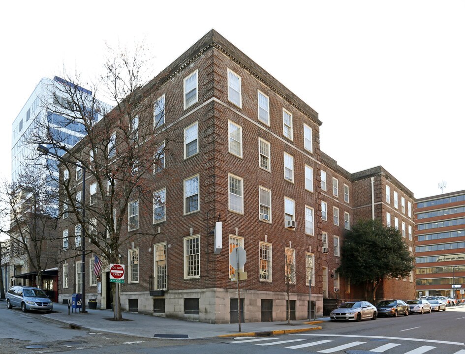 420 Clinch Ave in Knoxville, TN - Building Photo