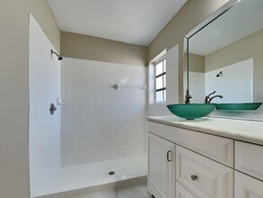 1500 Hammock Ln in Pembroke Pines, FL - Building Photo - Building Photo