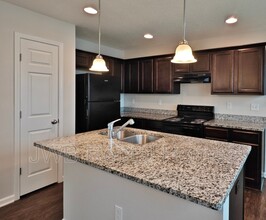 8953 Cocoa Ave in Jacksonville, FL - Building Photo - Building Photo
