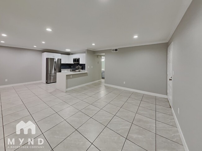 4744 O'Bannon Dr in Las Vegas, NV - Building Photo - Building Photo
