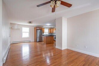 12 Gagne St in Rochester, NH - Foto de edificio - Building Photo