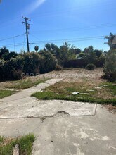 379 E 16th St in San Bernardino, CA - Building Photo - Building Photo