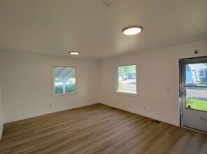 875 E Gregson Ave in Salt Lake City, UT - Building Photo - Building Photo