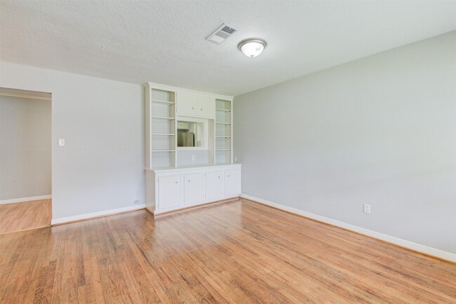 property at 5907 Nelwyn St