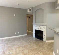 7143 S Durango Dr in Las Vegas, NV - Building Photo - Building Photo