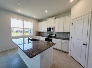 9051 Coral Cpe St in Kissimmee, FL - Building Photo - Building Photo