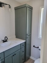 17753 Bunge Ave in Council Bluffs, IA - Building Photo