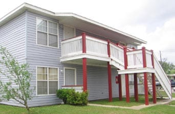 Oaktree Apartments in Mobile, AL - Foto de edificio - Building Photo