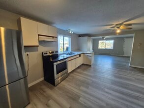 6181 Palahi Rd in Duncan, BC - Building Photo - Building Photo