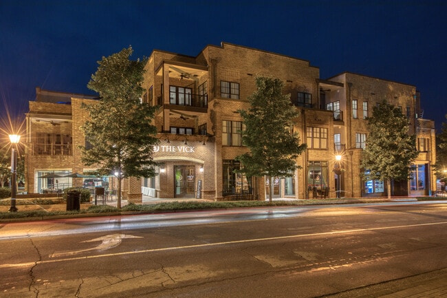 Vickers Roswell in Roswell, GA - Building Photo - Building Photo