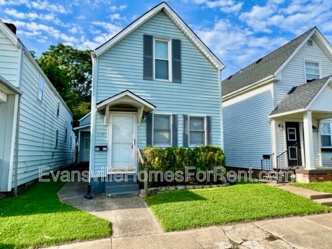 property at 2512 W Franklin St