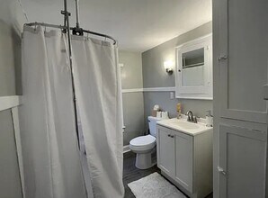 1347 Highland St in Columbus, OH - Building Photo - Building Photo