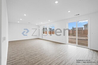 1747 Tornillo Ave in Manteca, CA - Building Photo - Building Photo