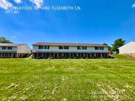 65 N Liverpool St in Manchester, PA - Building Photo