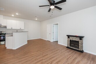 122 Harmony Mdws Ct in Dardenne Prairie, MO - Building Photo - Building Photo