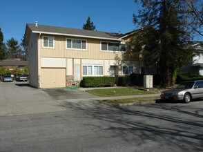 1249-1255 Coronado Dr in Sunnyvale, CA - Building Photo - Building Photo