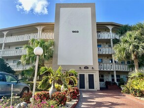 1903 Bermuda Cir in Coconut Creek, FL - Building Photo - Building Photo