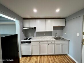 130 Fairway Ave, Unit 270 in Southern Pines, NC - Building Photo - Building Photo