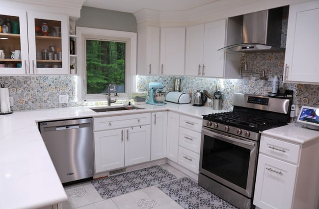 45 Winterberry Way in Bedford, MA - Foto de edificio - Building Photo