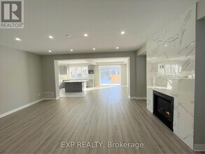 912 Rubicon Pl in Ottawa, ON - Building Photo - Building Photo