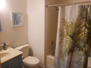 222 Bristol Ct in Tavernier, FL - Building Photo - Building Photo