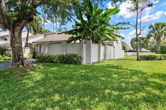 12781 Spinnaker Ln in Wellington, FL - Building Photo - Building Photo