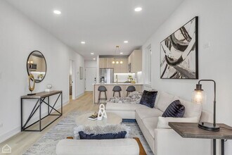 4746 S Michigan Ave in Chicago, IL - Building Photo - Building Photo