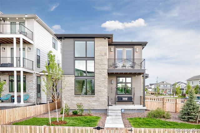 property at 6010 N Perth St
