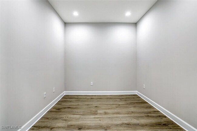 property at 8921 Yucatan Ct