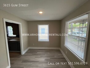 3615 Gum St in North Little Rock, AR - Building Photo - Building Photo