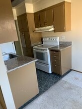 2533 Hillegass Ave in Berkeley, CA - Building Photo - Building Photo
