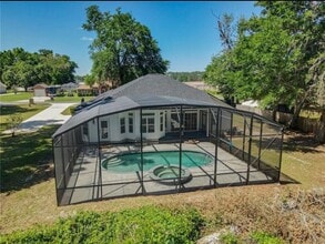 720 NW Zack Dr in Lake City, FL - Building Photo - Building Photo