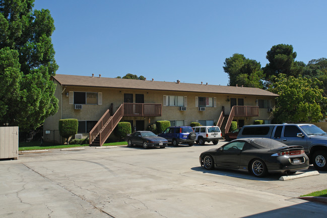 1310 Oakdale Ave in El Cajon, CA - Building Photo - Building Photo