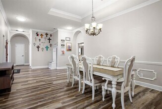 617 Woodview Dr in Friendswood, TX - Building Photo - Building Photo