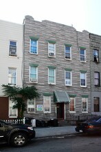 1136 Willoughby Ave in Brooklyn, NY - Building Photo - Building Photo