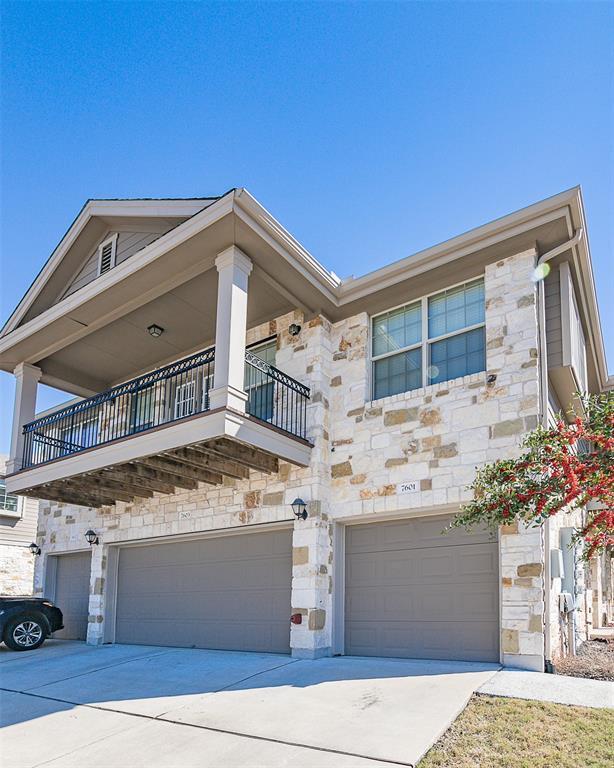 property at 3101 Davis Ln