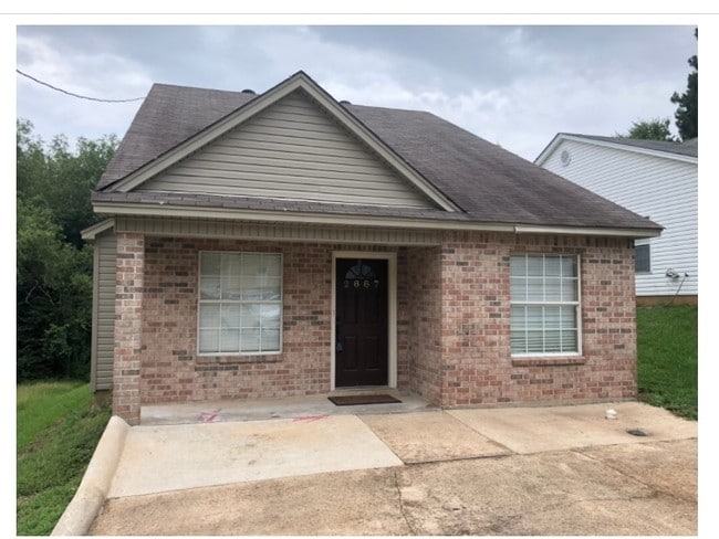 property at 2887 W Barnett Springs Ave